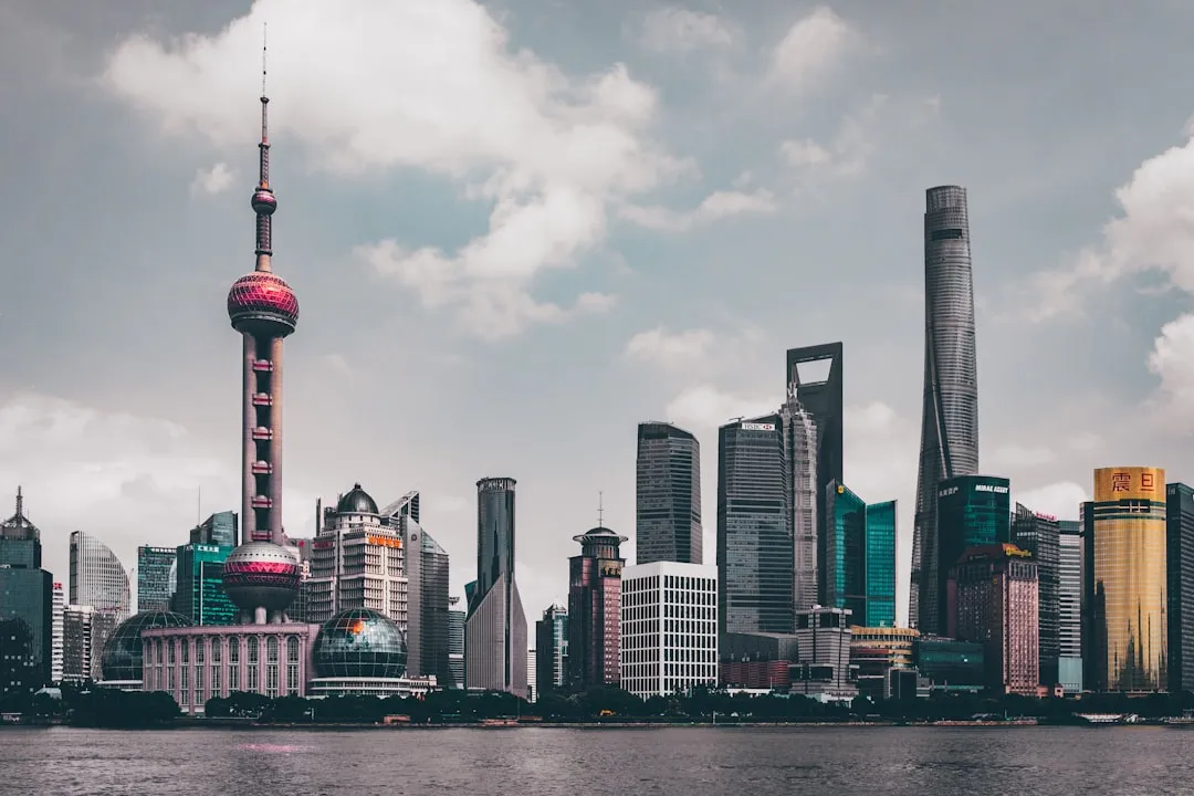 顺安建筑机电安装方案在工业厂房项目中的技术优势与案例